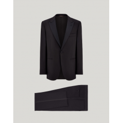 costume